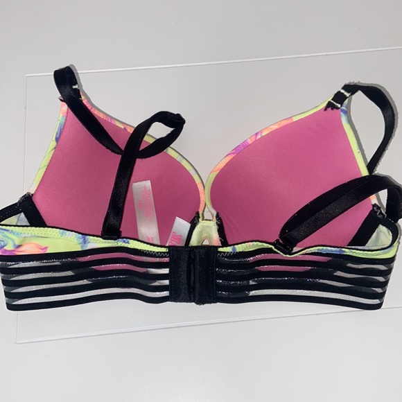 PINK VS wear everywhere push up bra - Picture 2 of 9